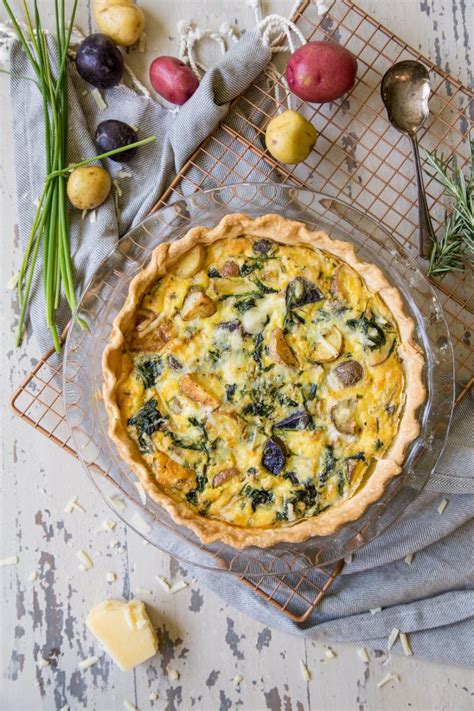 potato-spinach-and-cheddar-quiche-country-cleaver image