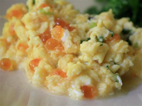 scrambled-eggs-with-salmon-roe-recipe-serious-eats image