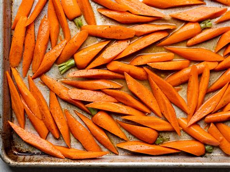 honey-maple-roasted-carrots-sandra-valvassori image