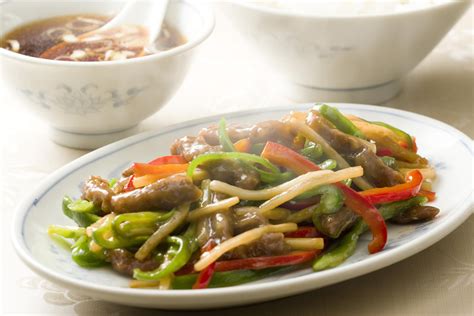 stir-fry-beef-and-bamboo-shoots-recipe-with-oyster image