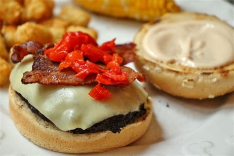 shake-shack-smokeshack-burger-mission-food-adventure image