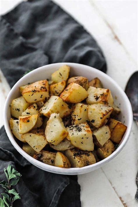 oven-roasted-potatoes-with-garlic-and-oregano-chef image