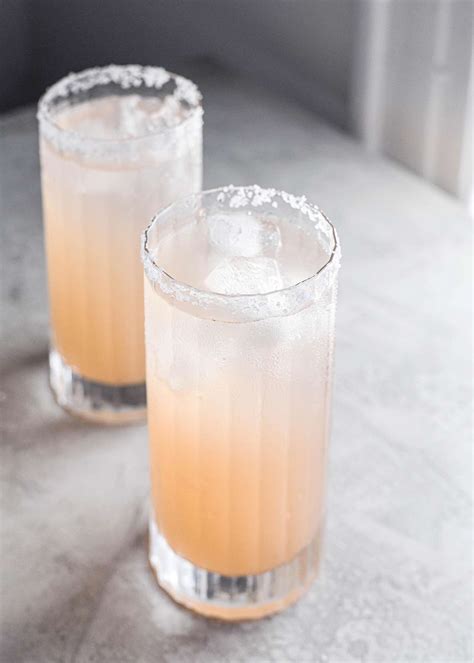 salty-dog-cocktail-recipe-simply image