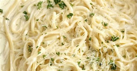 alfredo-sauce-with-cream-cheese-and-chicken-broth image