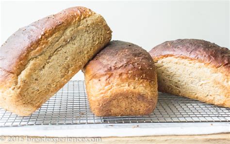 cracked-wheat-bread image