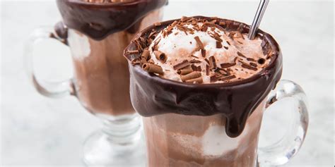 best-hot-chocolate-float-recipe-how-to-make-hot image