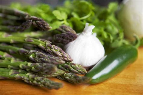 recipe-asparagus-salsa-kitchn image