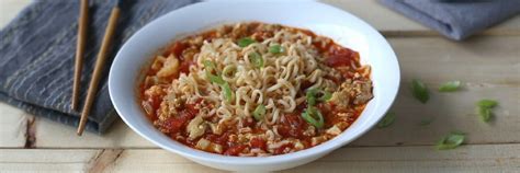 recipe-video-spicy-tomato-ramen-umami-insider image