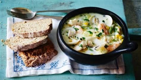 irish-fish-chowder-with-soda-bread-recipe-bbc-food image