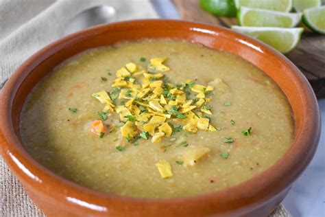 sopa-de-platano-plantain-soup-cook2eatwell image