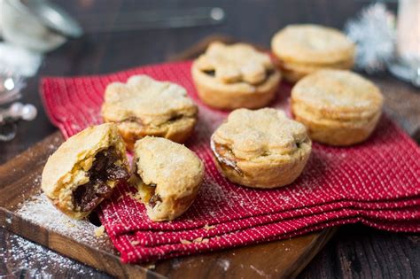 traditional-british-mince-pie image