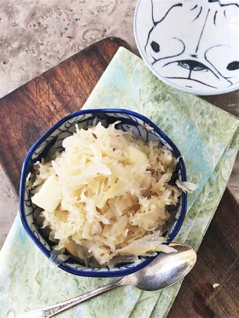 20-minute-how-to-cook-canned-sauerkraut image