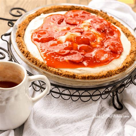 sugar-free-strawberry-cream-cheese-pie-nanas-little image