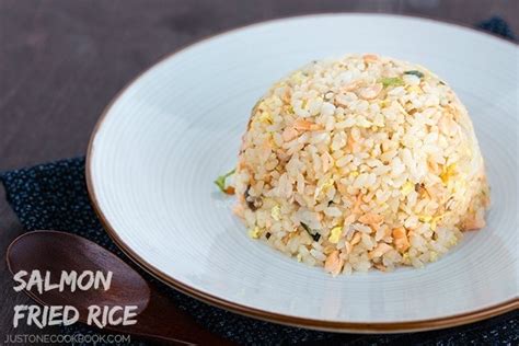 salmon-fried-rice-鮭チャーハン-just-one-cookbook image