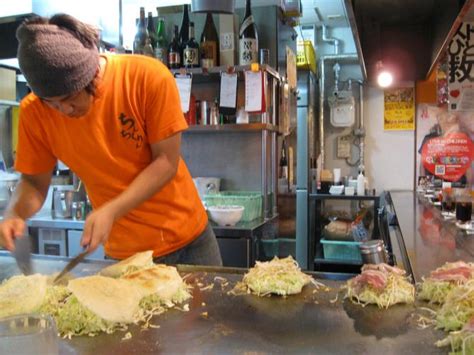 the-best-street-foods-to-try-in-osaka-japan-culture image