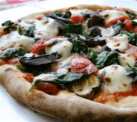 pizza-vedure-italian-food-forever image