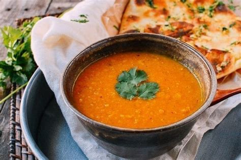 indian-lentil-soup-with-garlic-naan-the-woks-of-life image