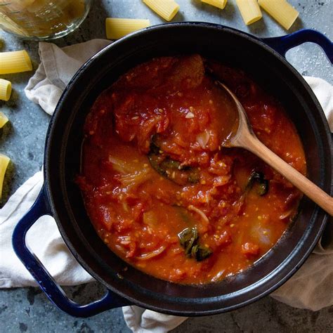 best-marinara-sauce-recipe-how-to-make-classic image