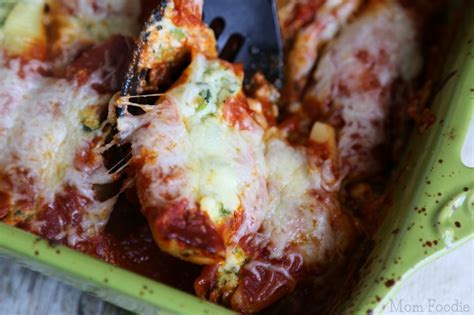 vegetarian-stuffed-shells-with-spinach-and-broccoli image