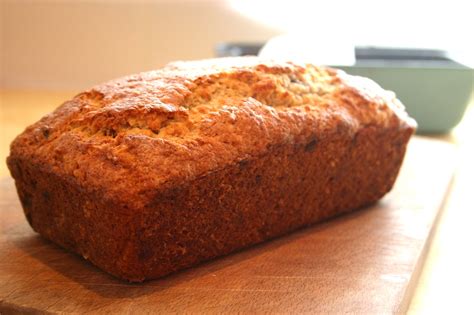 a-christmas-banana-loaf-forever-nigella-dom-in-the image