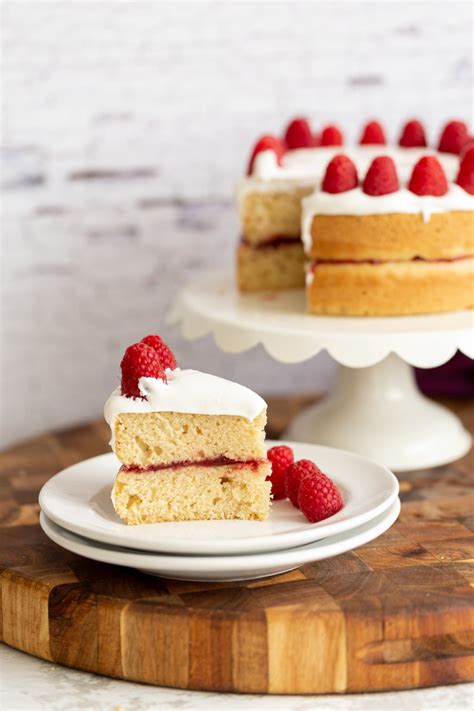 best-easy-vegan-white-cake-recipe-vegan-richa image