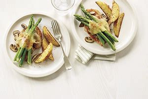 chicken-au-gratin-with-asparagus-and-havarti-foodland image