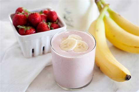 strawberry-banana-smoothie-recipe-simply image