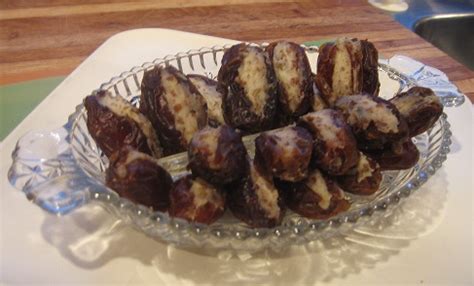 gorgonzola-stuffed-dates-recipe-whats-cooking image