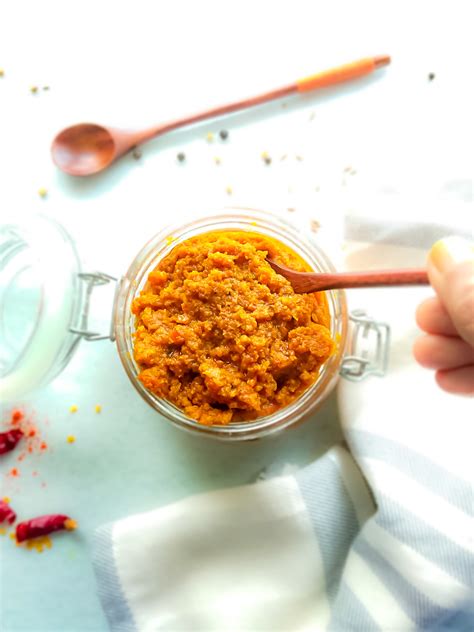 easy-indian-curry-paste-recipe-you-can-use-everyday image