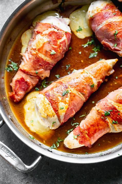prosciutto-wrapped-chicken-breast-with-fontina image