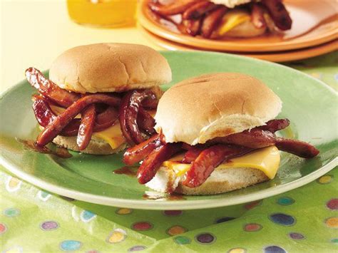 barbecued-worm-sandwiches image