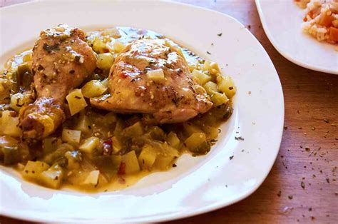tomatillo-chicken-recipe-mexican-food-journal image