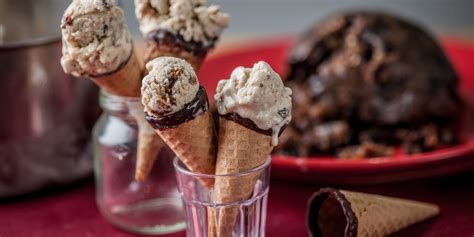 christmas-pudding-ice-cream-recipe-great-british-chefs image
