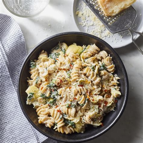 spinach-artichoke-dip-pasta-recipe-eatingwell image