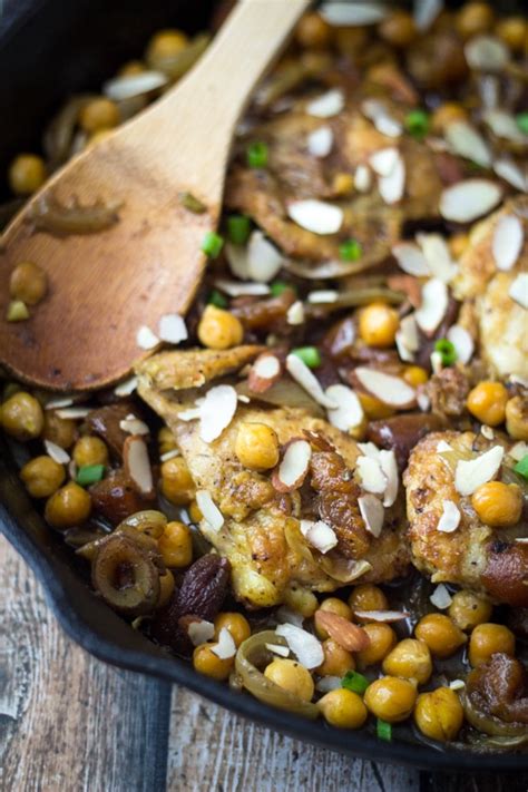 30-minute-moroccan-chicken-skillet-recipe-the image