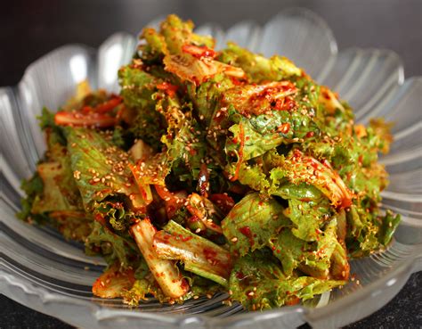 korean-lettuce-salad-sangchu-geotjeori-recipe-by image