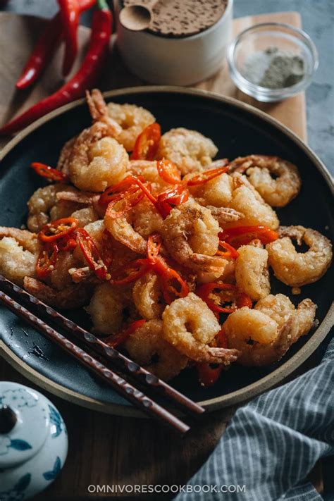 salt-and-pepper-shrimp-椒盐虾-omnivores-cookbook image