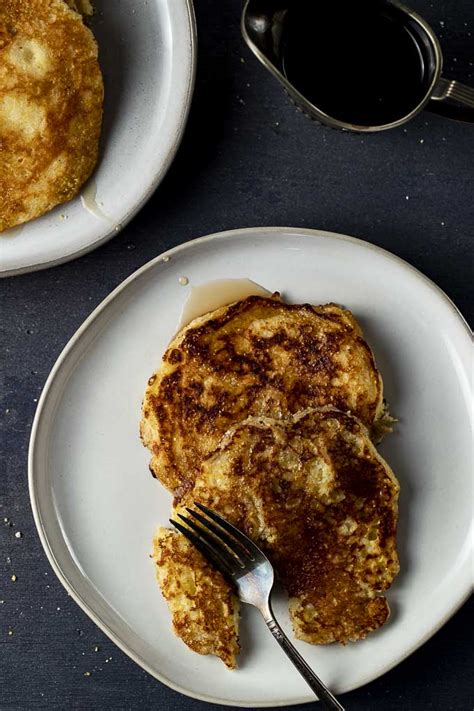 how-to-make-cornmeal-pancakes-johnny-cakes image