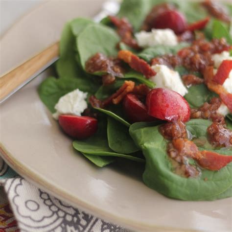 spinach-cherry-and-goat-cheese-salad-with-warm image