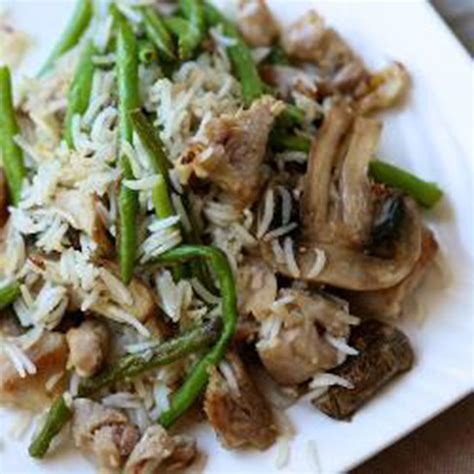 quick-rice-with-green-beans-chicken-and-mushrooms image