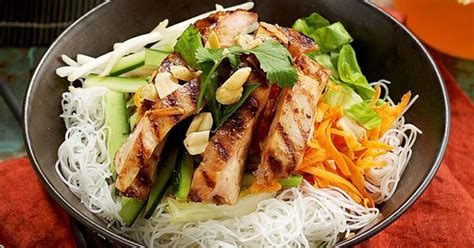 vietnamese-noodles-food-to-love image