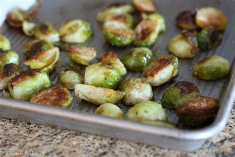 roasted-brussels-sprouts-recipe-with-garlic-the image