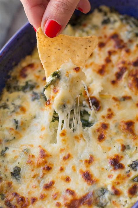 healthy-spinach-artichoke-dip-the-clean-eating-couple image