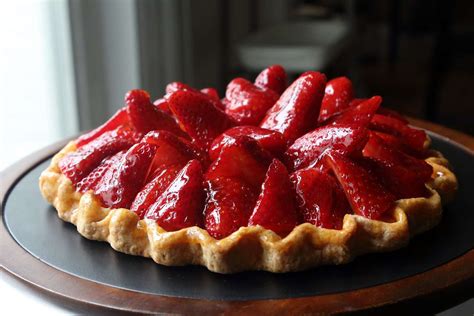 strawberry-tart image