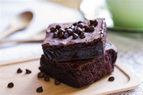 the-best-ever-decadent-chocolate-brownies-holistic image