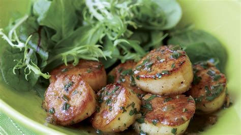 recipe-seared-scallops-with-herb-butter-pan-sauce image