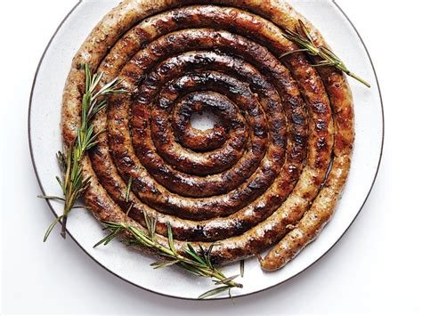 garlic-and-herb-sausage-saveur image