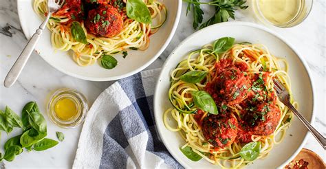 plant-based-meatballs-with-zoodles-lightlife image