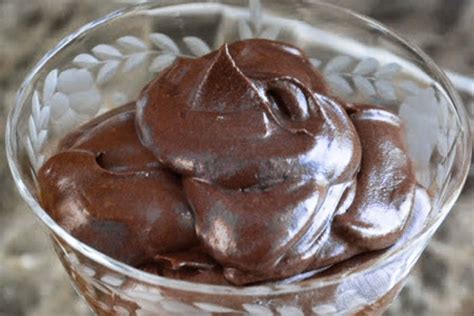 amazing-one-ingredient-chocolate-mousse-the-view image