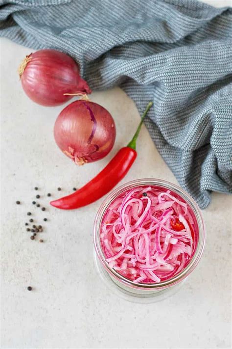 spicy-pickled-onions-hey-nutrition-lady image
